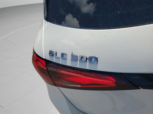 Certified 2026 Mercedes-Benz GLC 300 4MATIC image 7