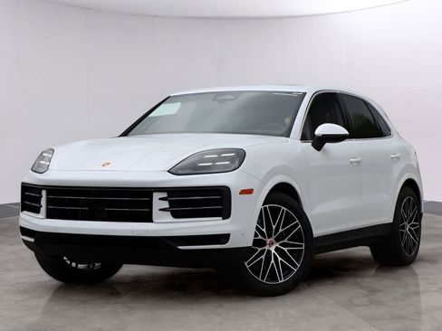 New 2026 Porsche Cayenne AWD/4WD image 1