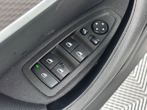 Used 2023 BMW X2 sDrive28i w/ M Sport Package image 22