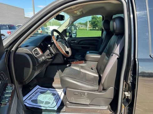 Used 2012 GMC Sierra 3500 Denali AWD/4WD image 9