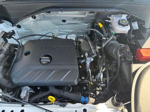 Used 2025 Chevrolet TrailBlazer LT image 30