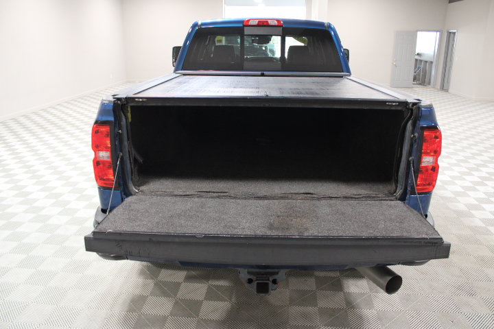 Used 2017 Chevrolet Silverado 2500 High Country w/ Duramax Plus Package AWD/4WD image 14
