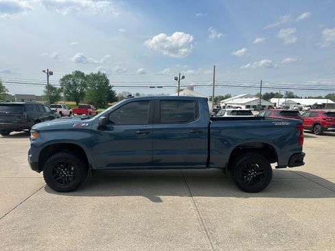 Used 2024 Chevrolet Silverado 1500 Custom Trail Boss AWD/4WD image 4