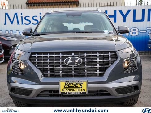New 2026 Hyundai Venue SEL FWD image 2
