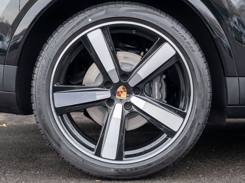 New 2026 Porsche Cayenne E-Hybrid image 14