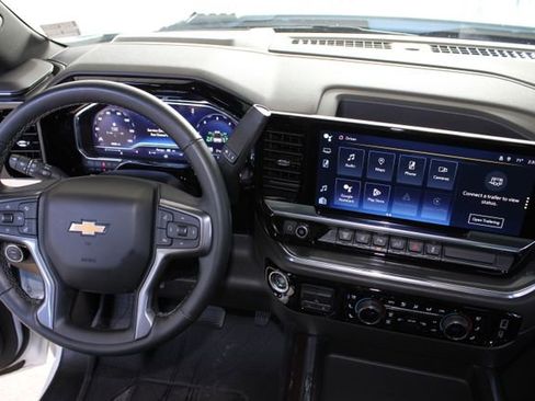 Used 2024 Chevrolet Silverado 3500 High Country w/ High Country Premium Package image 29