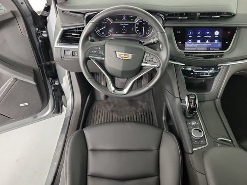 Certified 2024 Cadillac XT6 Luxury w/ LPO, Floor Liner Package FWD image 16