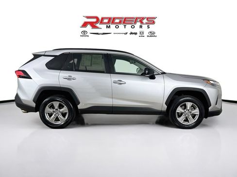 Certified 2024 Toyota RAV4 LE AWD/4WD image 14
