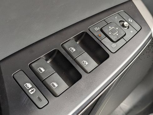 New 2025 Kia EV6 Light RWD image 30