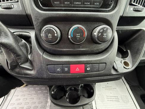 Used 2019 RAM ProMaster 3500 w/ Premium Appearance Group FWD image 10