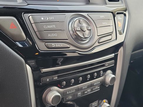 Used 2020 Nissan Pathfinder SV w/ Cargo Package image 27