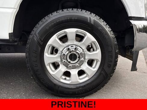 Used 2024 Ford F250 XLT image 13