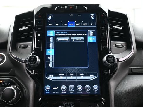 Used 2021 RAM 1500 Big Horn w/ Built-to-serve Edition AWD/4WD image 32