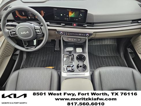 New 2026 Kia Carnival EX FWD image 18