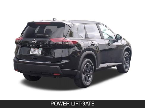 Used 2026 Nissan Rogue SV FWD image 9
