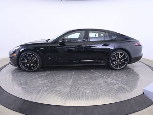 Certified 2020 Porsche Panamera RWD image 2