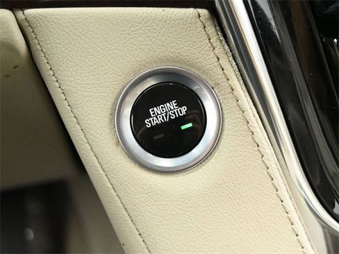 Used 2017 Cadillac Escalade ESV Premium Luxury image 35