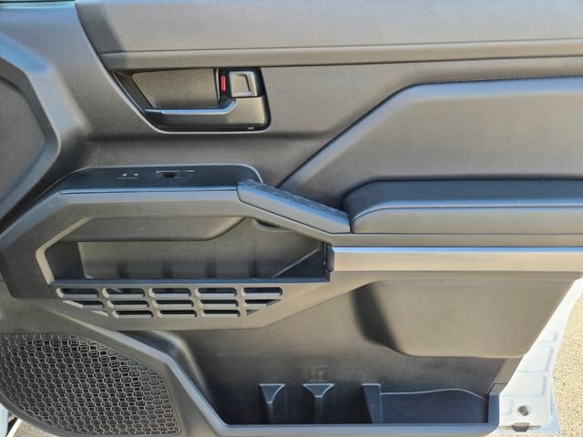 Used 2025 Toyota Tacoma SR5 AWD/4WD image 20