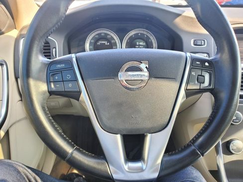 Used 2012 Volvo S60 T5 image 19