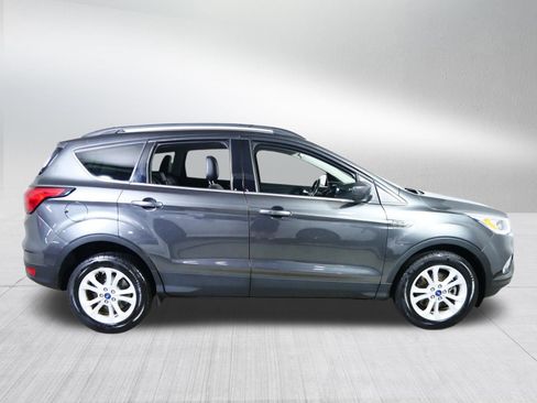 Used 2019 Ford Escape SEL AWD/4WD image 8