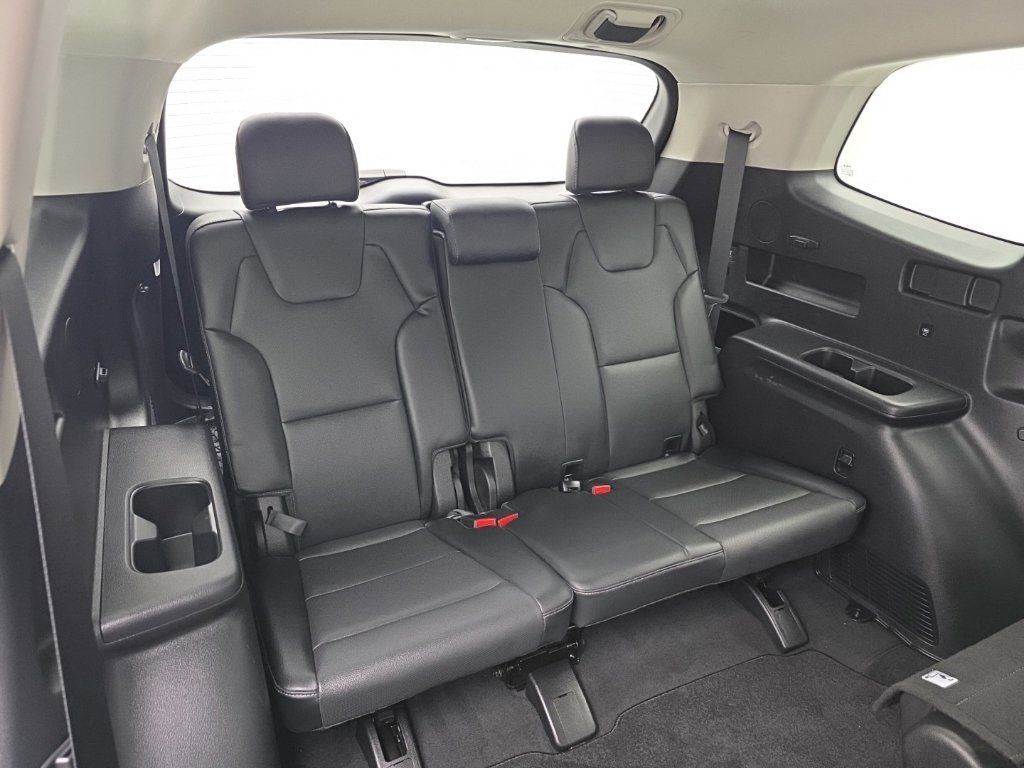 Used 2024 Kia Telluride EX w/ EX Captain's Chair Package AWD/4WD image 43