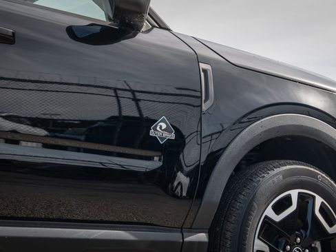 Used 2024 Ford Bronco Sport Outer Banks w/ Tech Package image 5