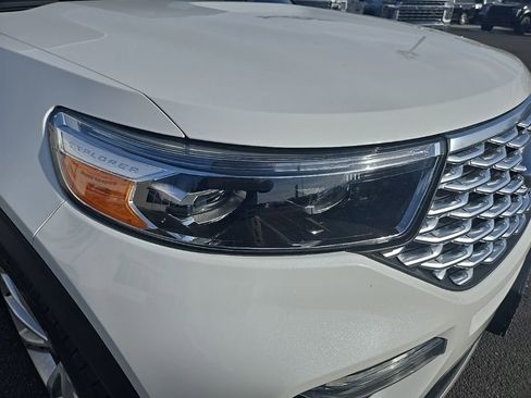 Used 2023 Ford Explorer Platinum w/ Technology Package image 31