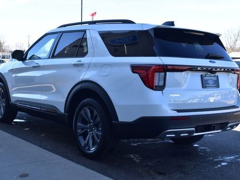 New 2026 Ford Explorer Active w/ Active Comfort Package image 10