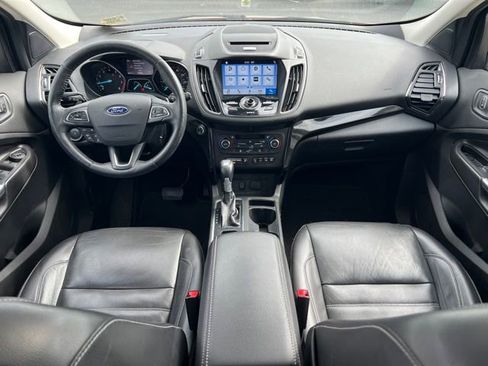 Used 2017 Ford Escape Titanium w/ Equipment Group 301A AWD/4WD image 10
