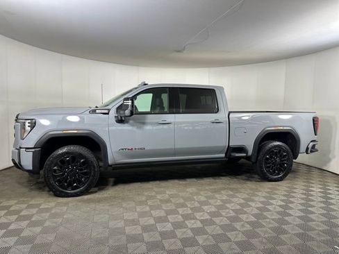 Used 2024 GMC Sierra 2500 AT4 w/ AT4 Premium Plus Package image 6