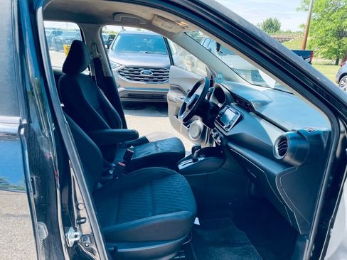 Used 2021 Nissan Kicks S FWD image 22