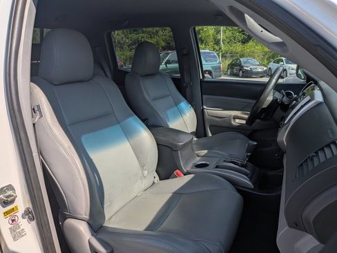 Used 2012 Toyota Tacoma 4x4 Double Cab w/ TRD Sport Pkg image 26
