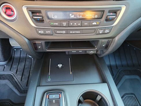 Certified 2024 Honda Ridgeline TrailSport image 33