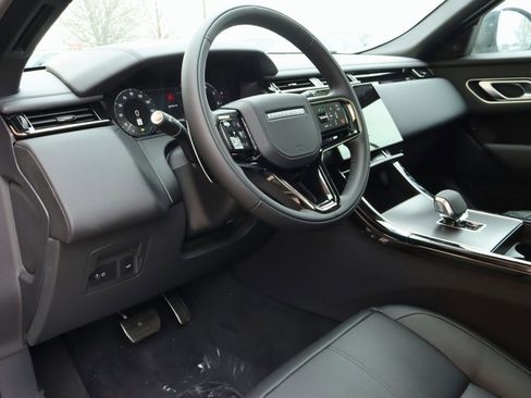 Used 2026 Land Rover Range Rover Velar Dynamic SE image 13