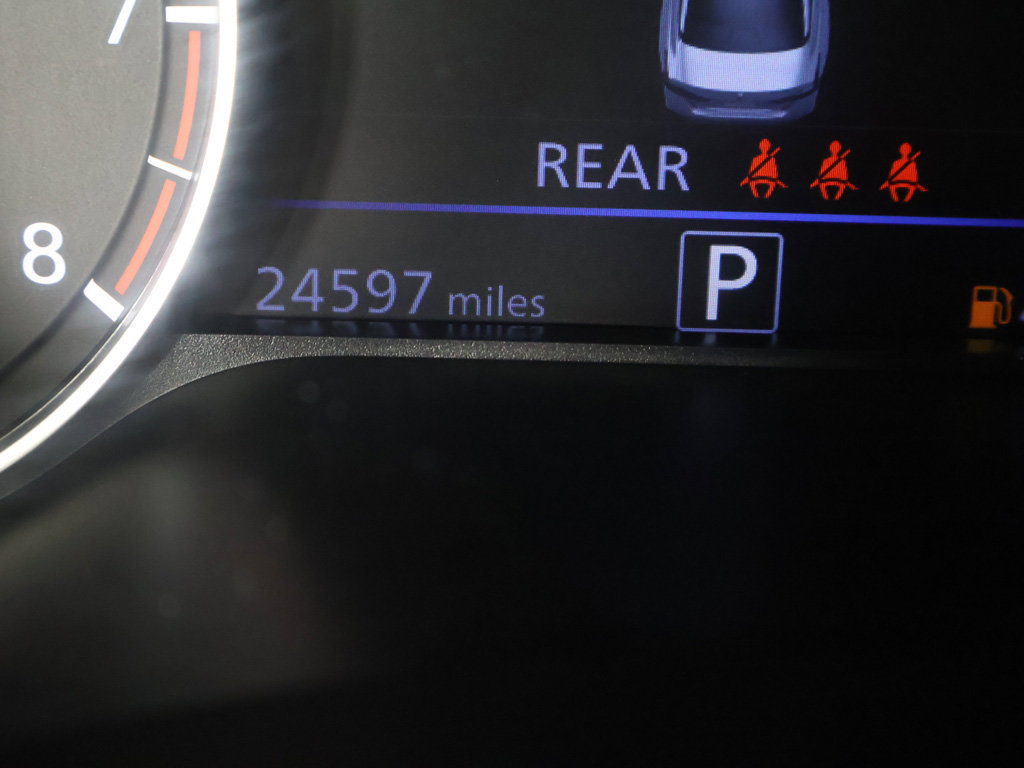 Used 2025 Nissan Altima 2.5 SL FWD image 39
