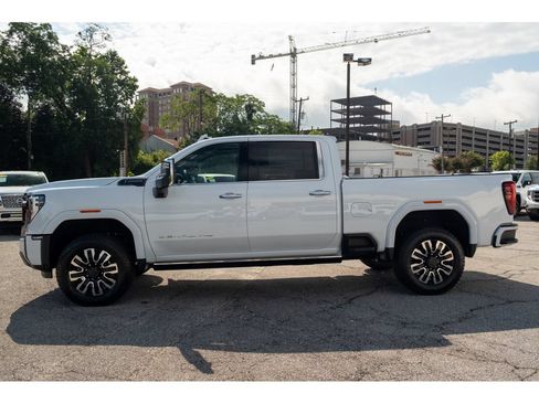 New 2026 GMC Sierra 2500 Denali Ultimate AWD/4WD image 5