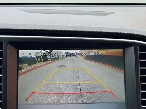 Used 2017 Hyundai Elantra Sport w/ Sport Premium Package 06 FWD image 34