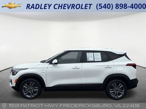 Used 2023 Kia Seltos LX AWD/4WD image 15