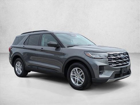 New 2026 Ford Explorer Active image 7