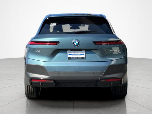 Used 2024 BMW iX xDrive50 AWD/4WD image 4