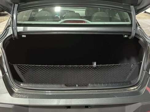 Used 2025 Hyundai Elantra Hybrid FWD image 25