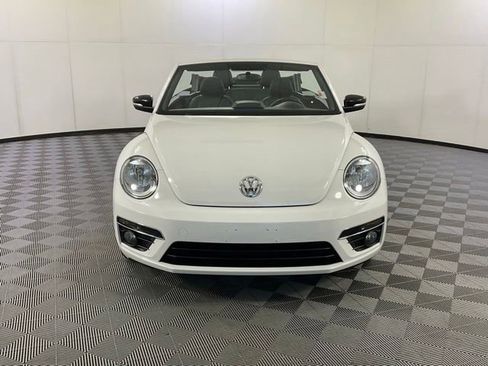 Used 2013 Volkswagen Beetle 2.0T FWD image 2