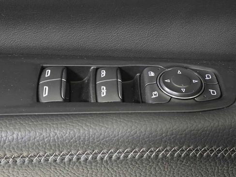 Used 2025 GMC Yukon Denali image 24