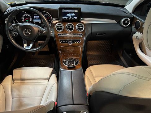 Used 2016 Mercedes-Benz C 300 4MATIC Sedan image 39