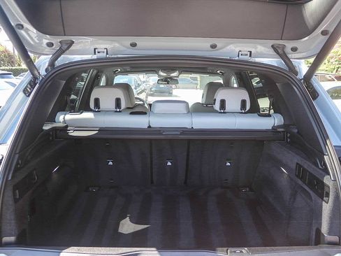 Used 2025 BMW X5 sDrive40i w/ M Sport Package RWD image 26