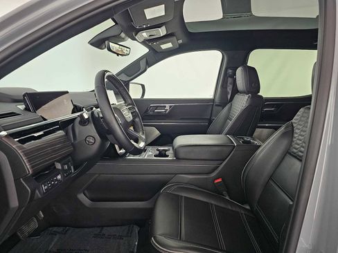 Used 2024 GMC Sierra EV Denali image 21