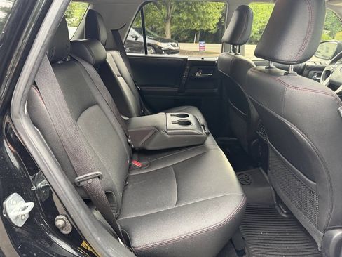 Used 2019 Toyota 4Runner TRD Off-Road Premium AWD/4WD image 22