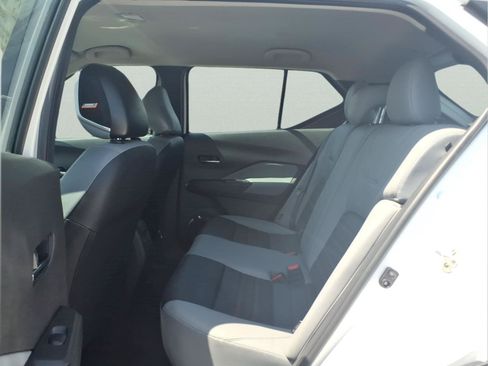 Used 2023 Nissan Kicks SR w/ SR Premium Package FWD image 11