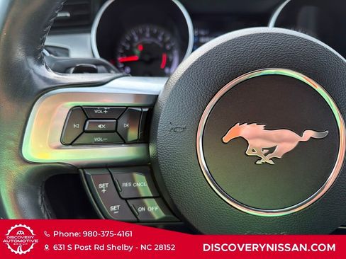 Used 2018 Ford Mustang Premium image 31