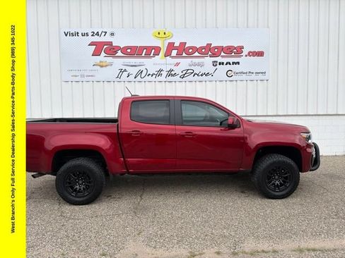 Used 2022 Chevrolet Colorado LT w/ LT Convenience Package AWD/4WD image 1